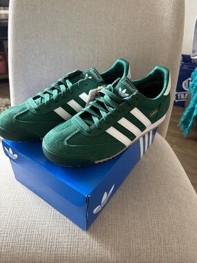 adidas R71 Collegiate Green Men’s Suede Retro Sneakers with White Stripes